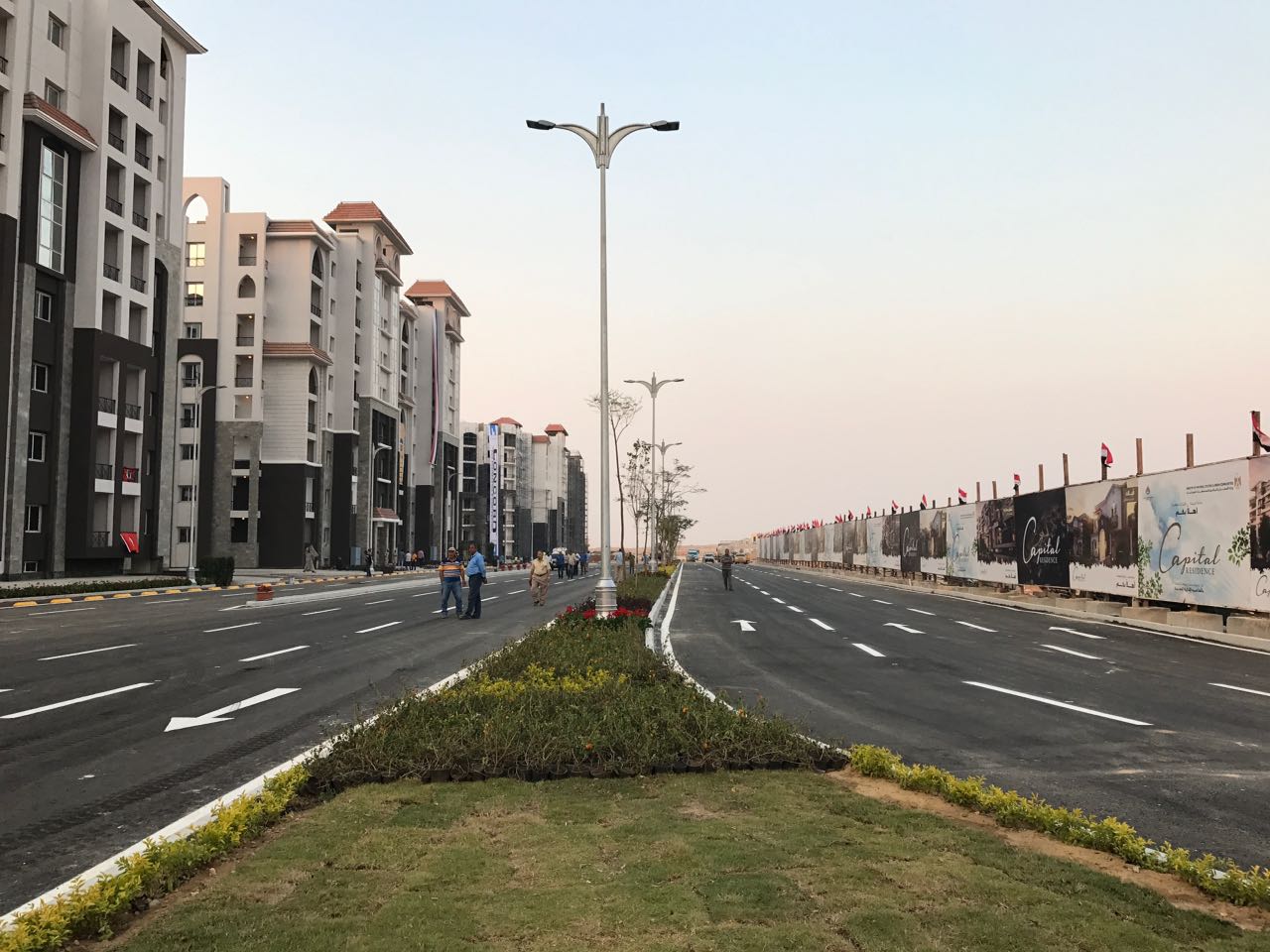 محور رئيسي داخل العاصمة الإدارية الجديدة